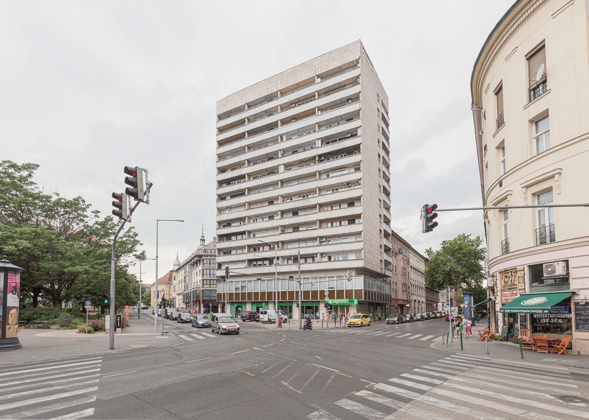 We visited the OTP Bank Tower House | Othernity