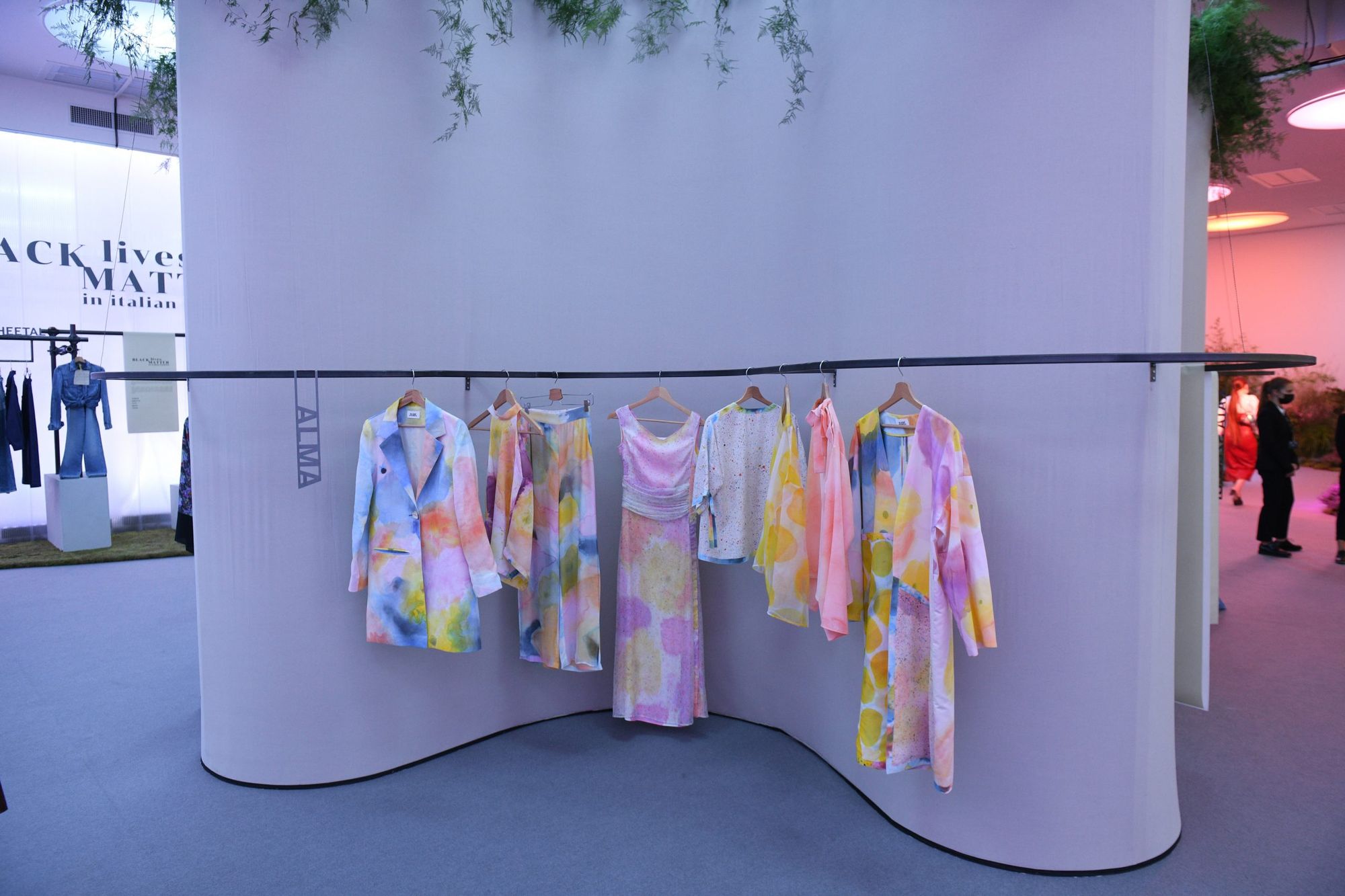 Hungarian designers showcase at Milan Fashion Week