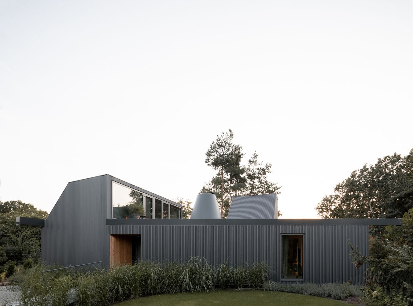 Minimalist summer residence in Poland