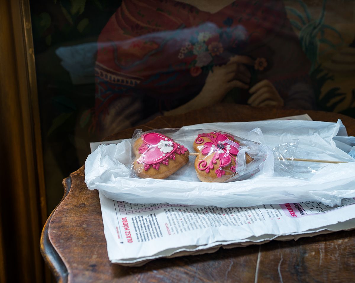 Mending a transgenerational hole | TOBE Gallery