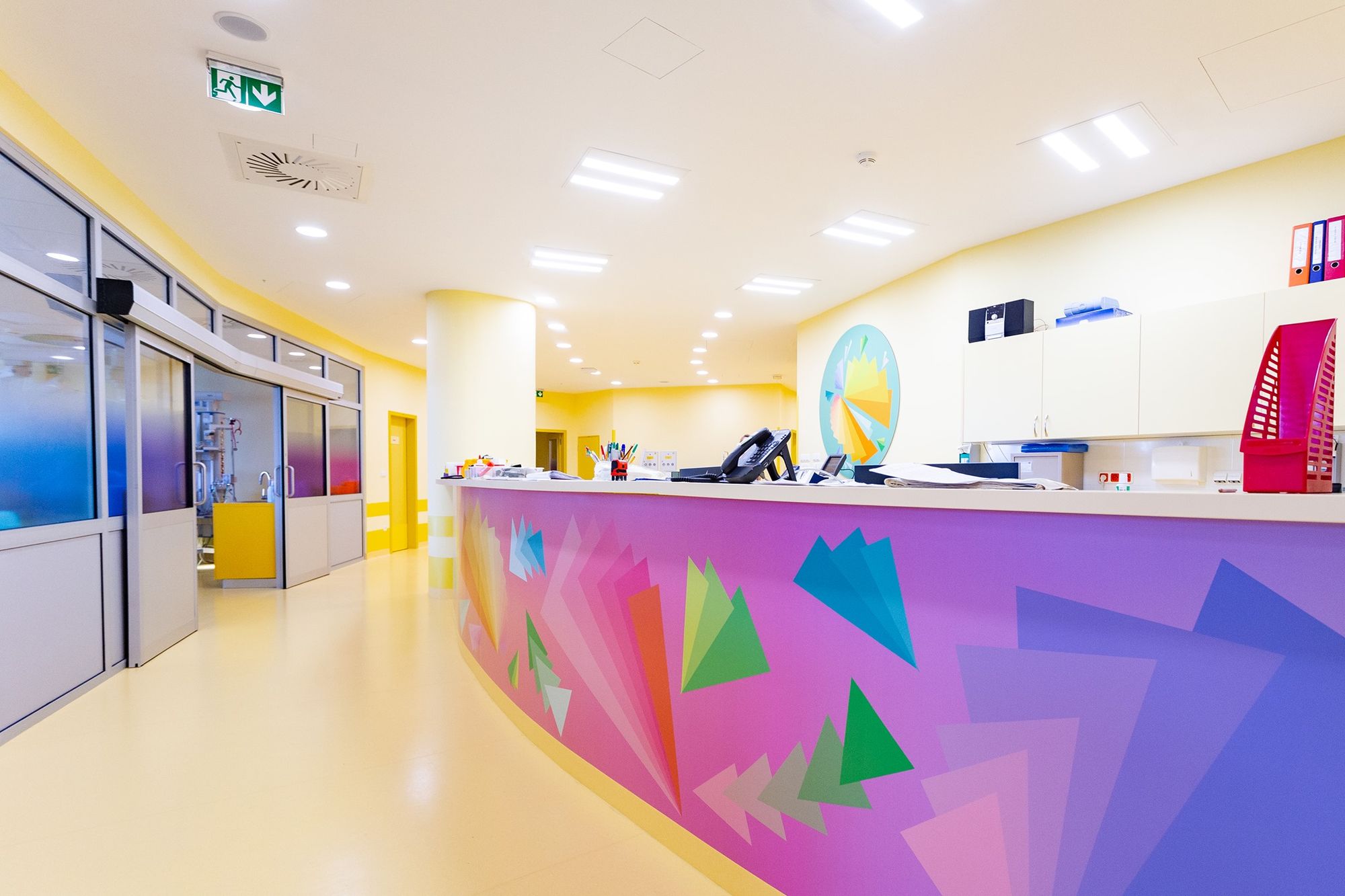 Healing with colors | NÚSCH