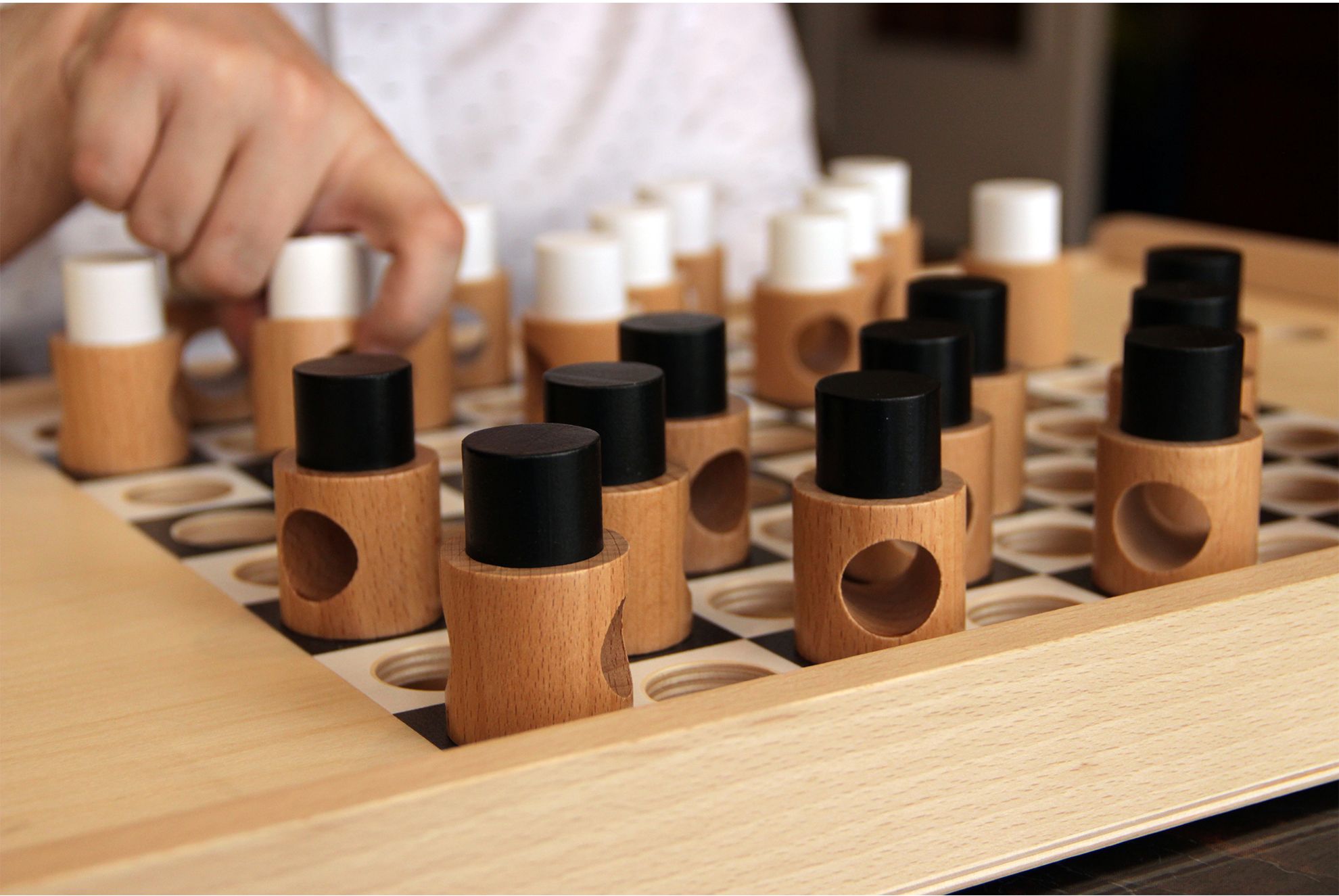 Rehabilitating boardgame | DUEL