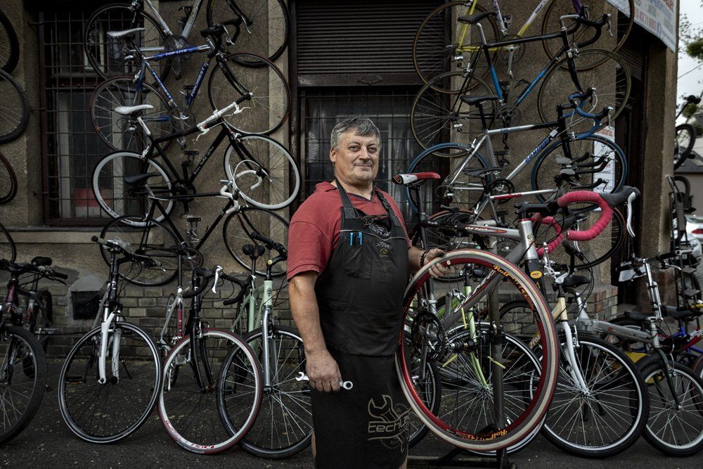 Újpest’s iconic craftsmen exhibited