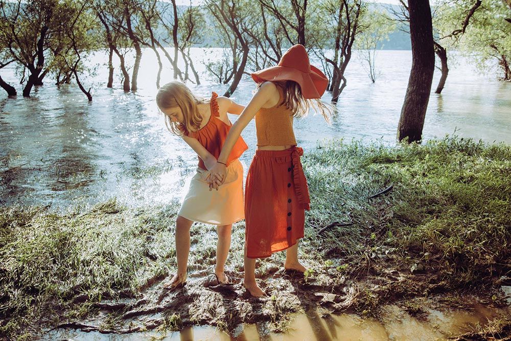 Sun and stones - here comes the new Manuela collection