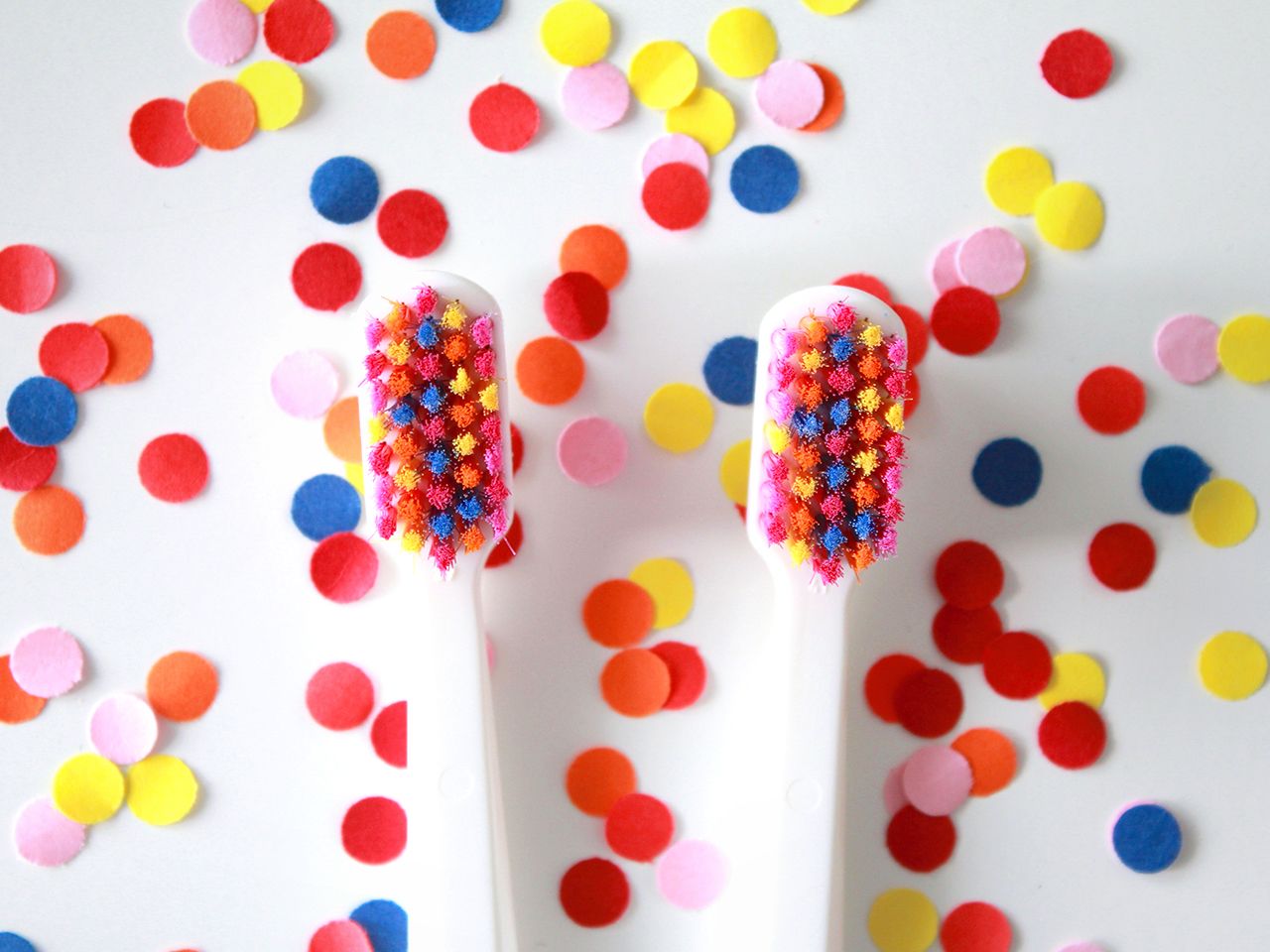 In style for a prettier smile | Curaprox Pop-Art edition