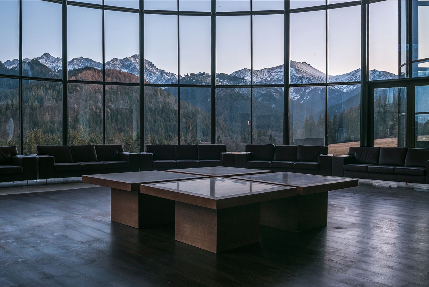 Kommunista üdülők az idő perspektívájából