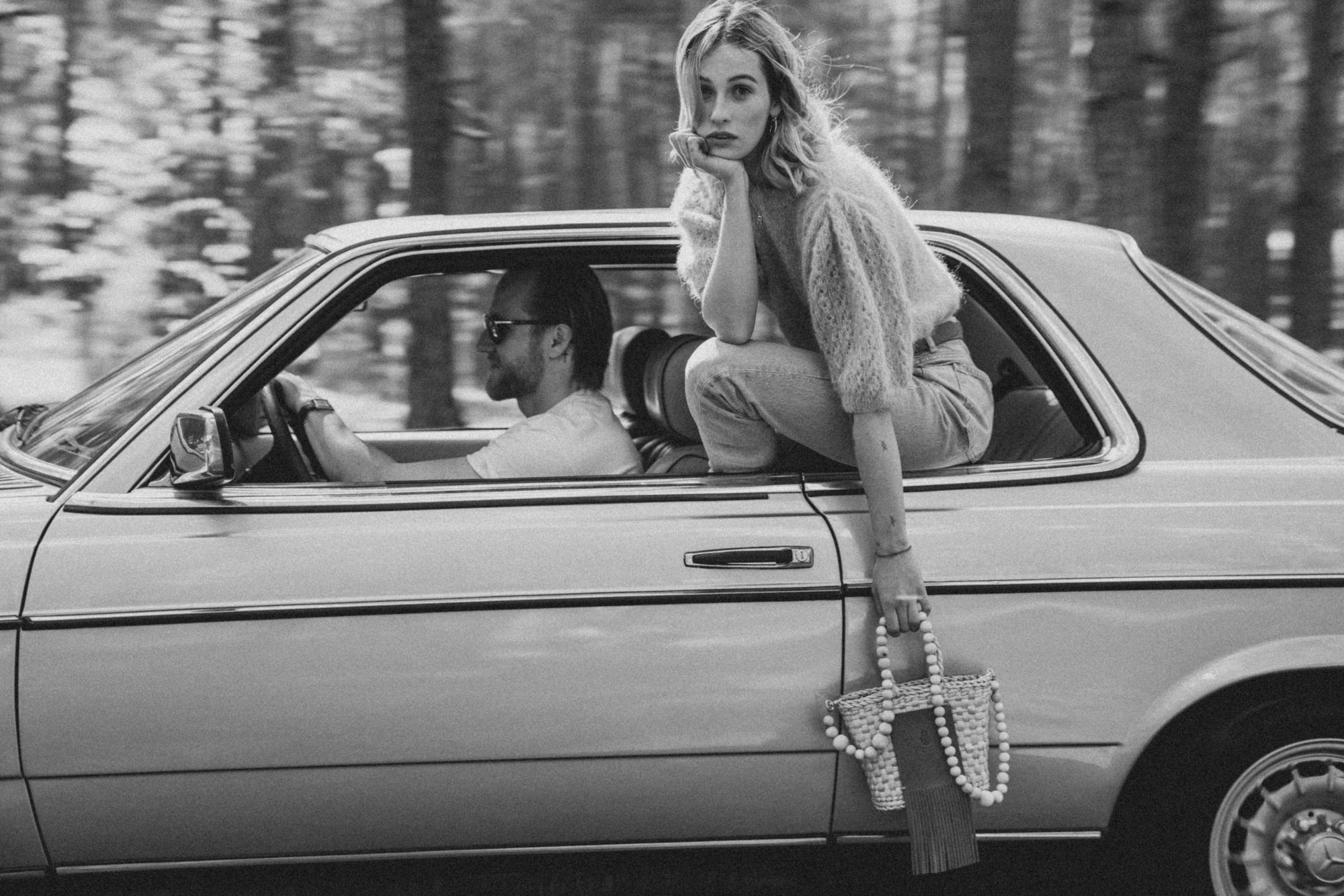 Timeless knitted pieces for the whole year, by Roboty Ręczne from Poland