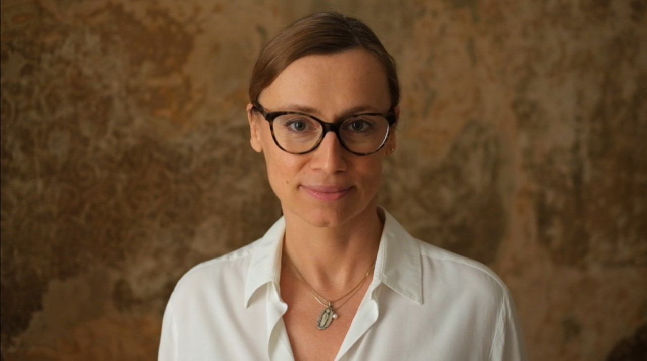 “I don’t believe in the universal truths of clothing” | Eszter Füzes