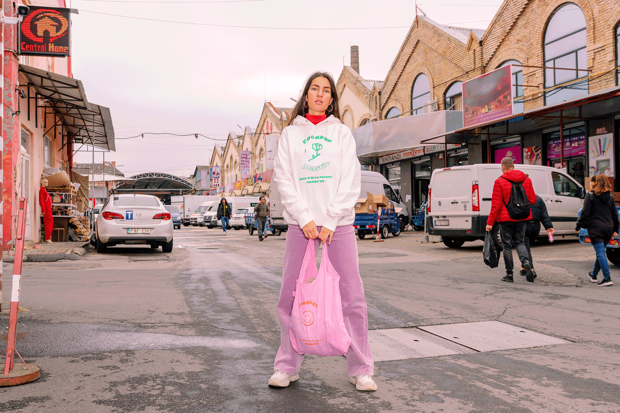 A Kamay Ko búcsút int a műanyagnak