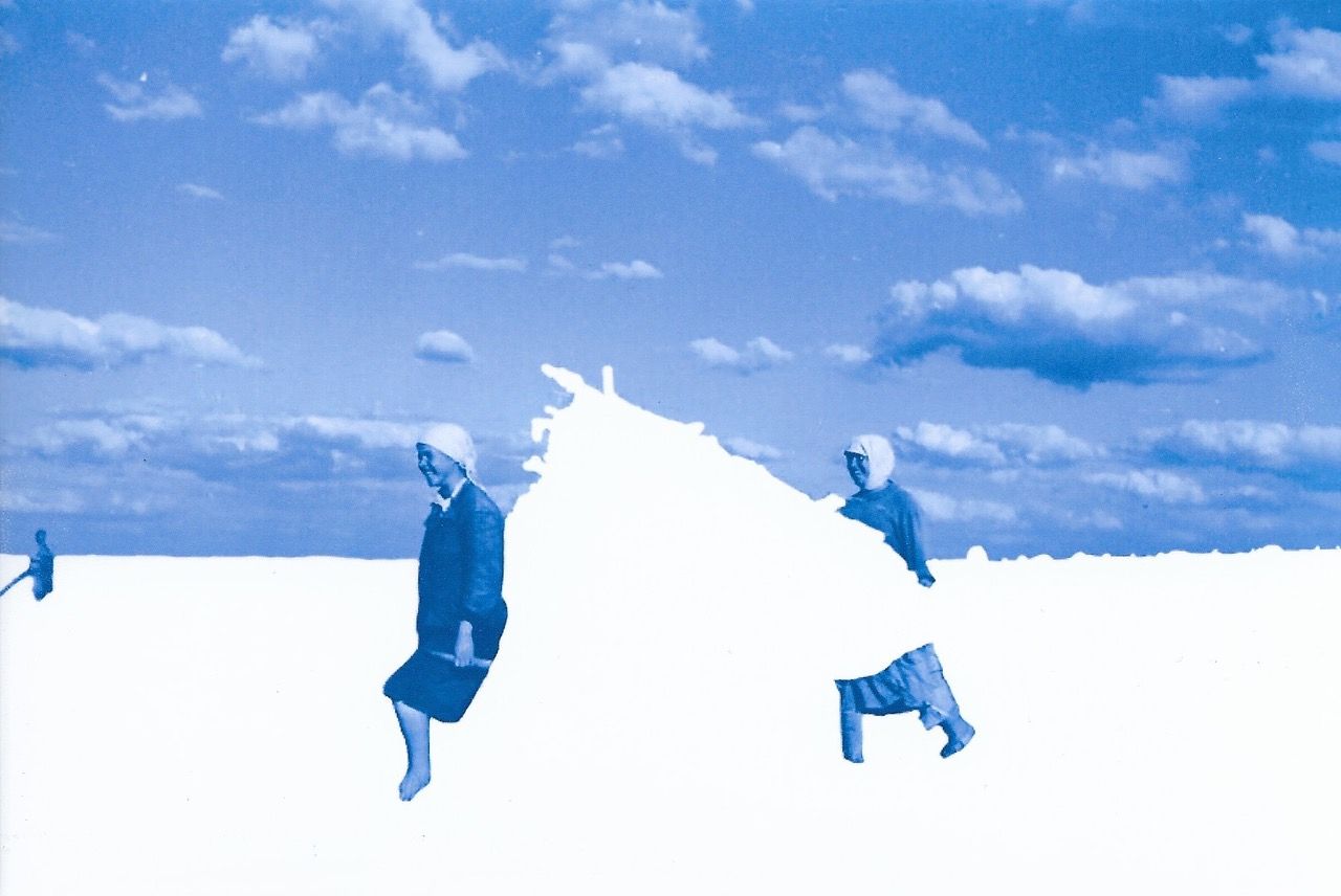 Contemporary collage exhibition opens at a unique venue in the Balaton Highlands