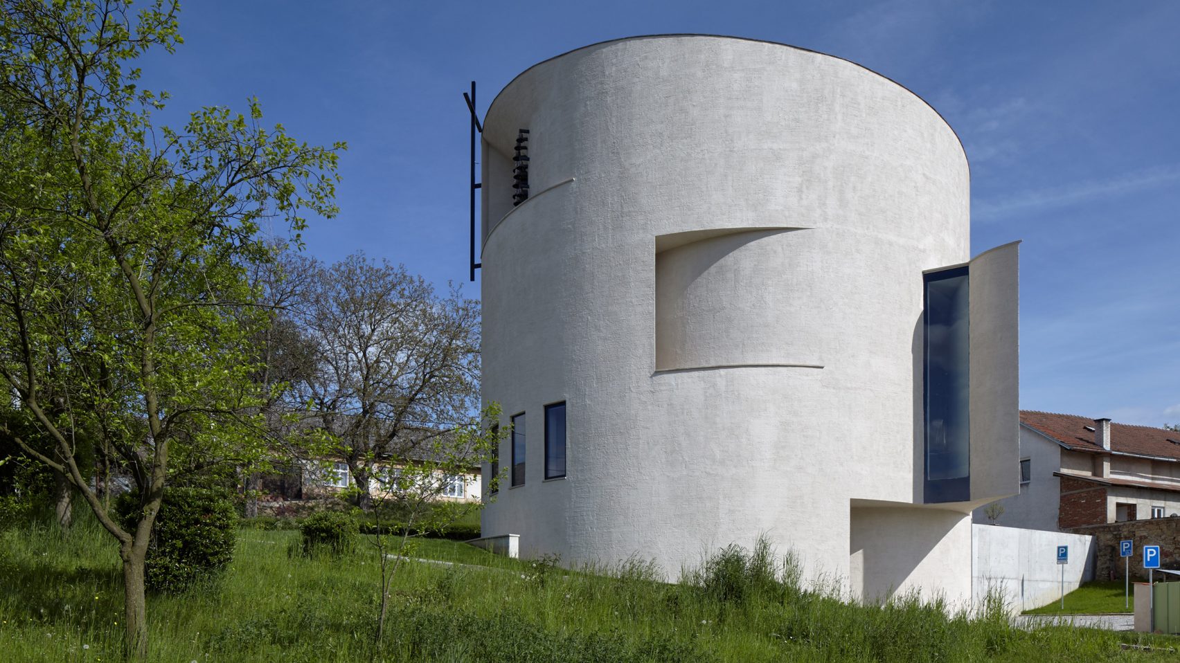 Contemporary chapels