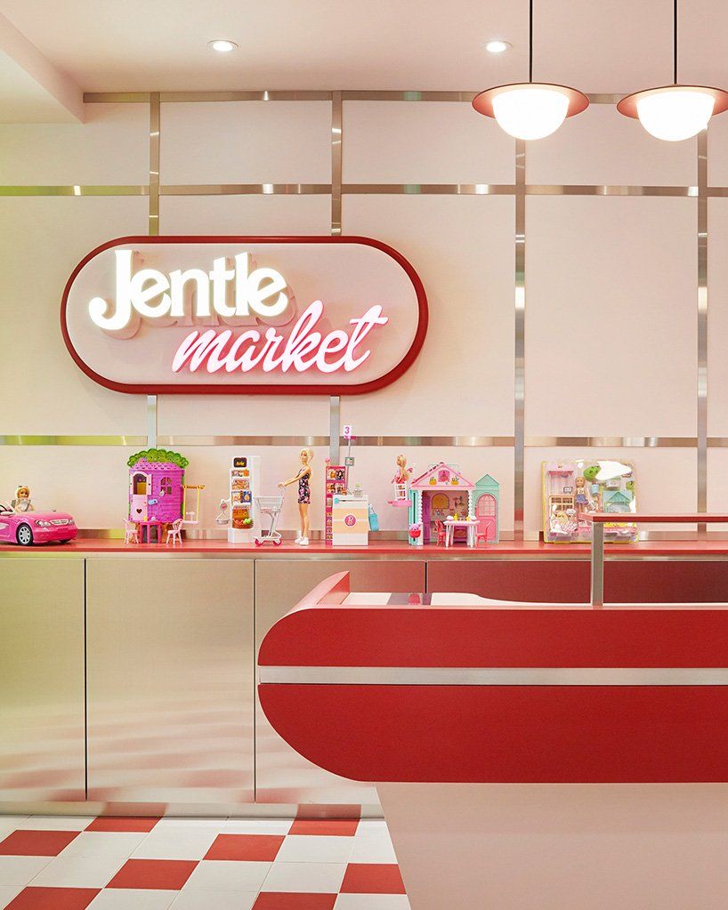 GENTLE MONSTER’s glasses moved to giant dollhouses