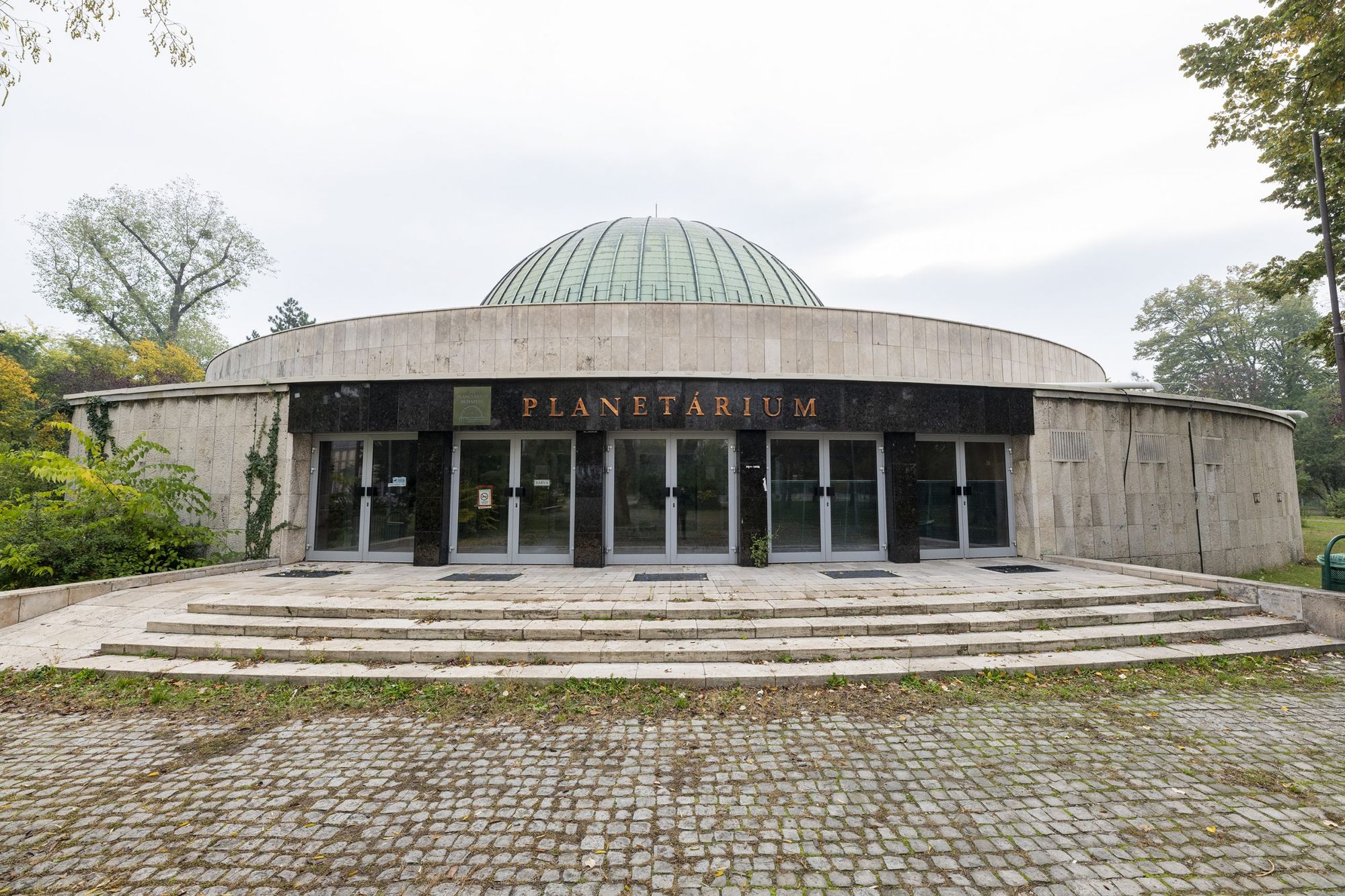 We visited Népliget and the Planetarium | Othernity