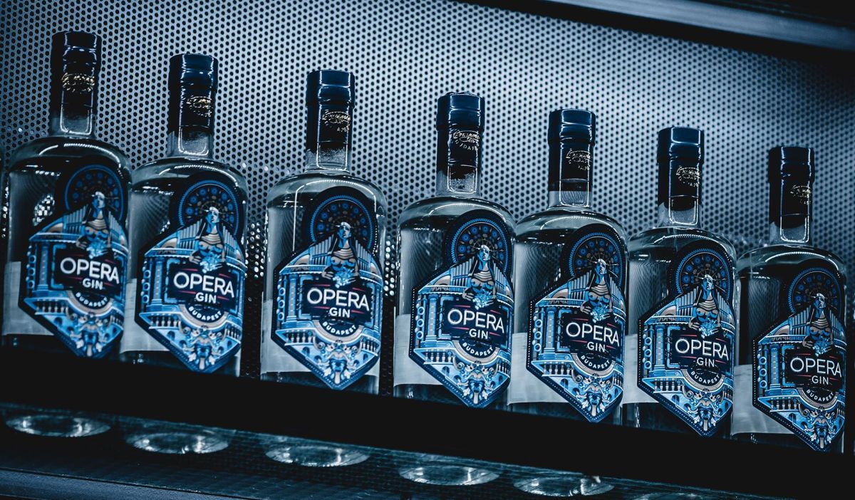 Stylish-looking alcoholic beverages from Eastern Europe | TOP 5