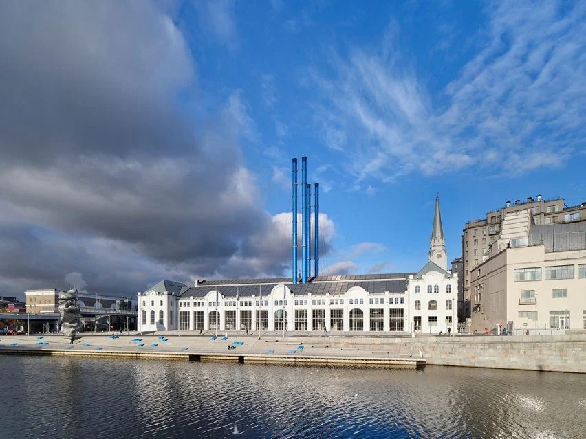 Renzo Piano turned the building of a Moscow power station into an art center