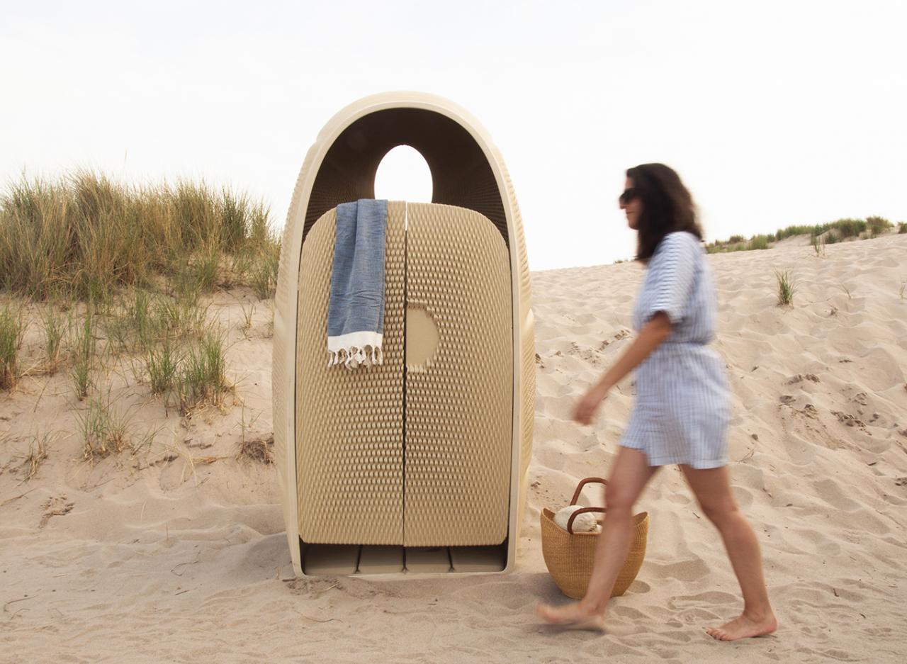 Marine litter recycled on beaches