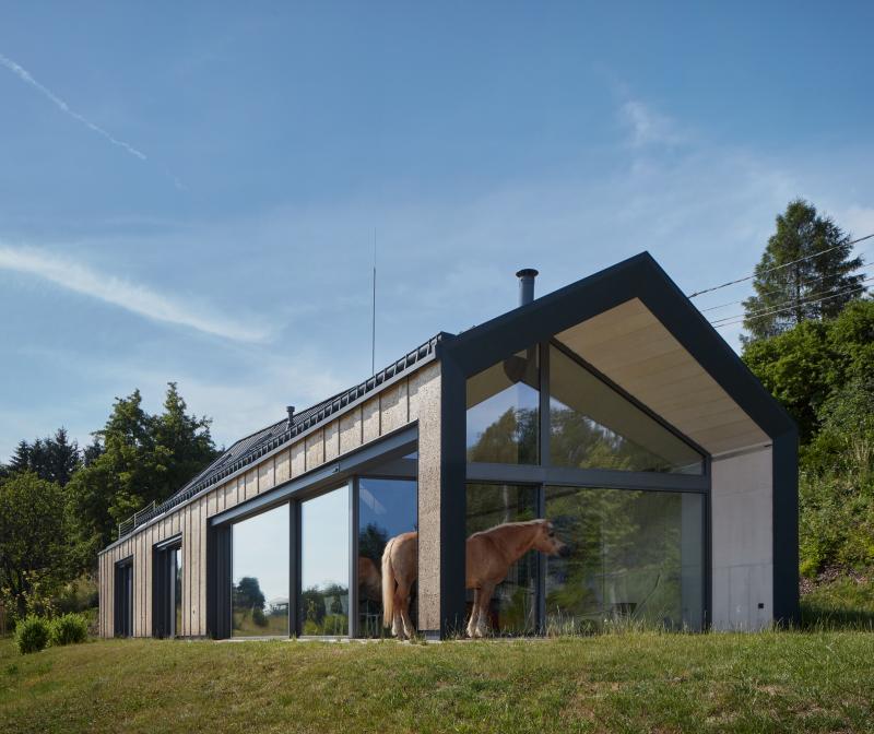 A fascinating Czech country house—what’s the recipe for success? | Atelier SAD X Iveta Zachariášová