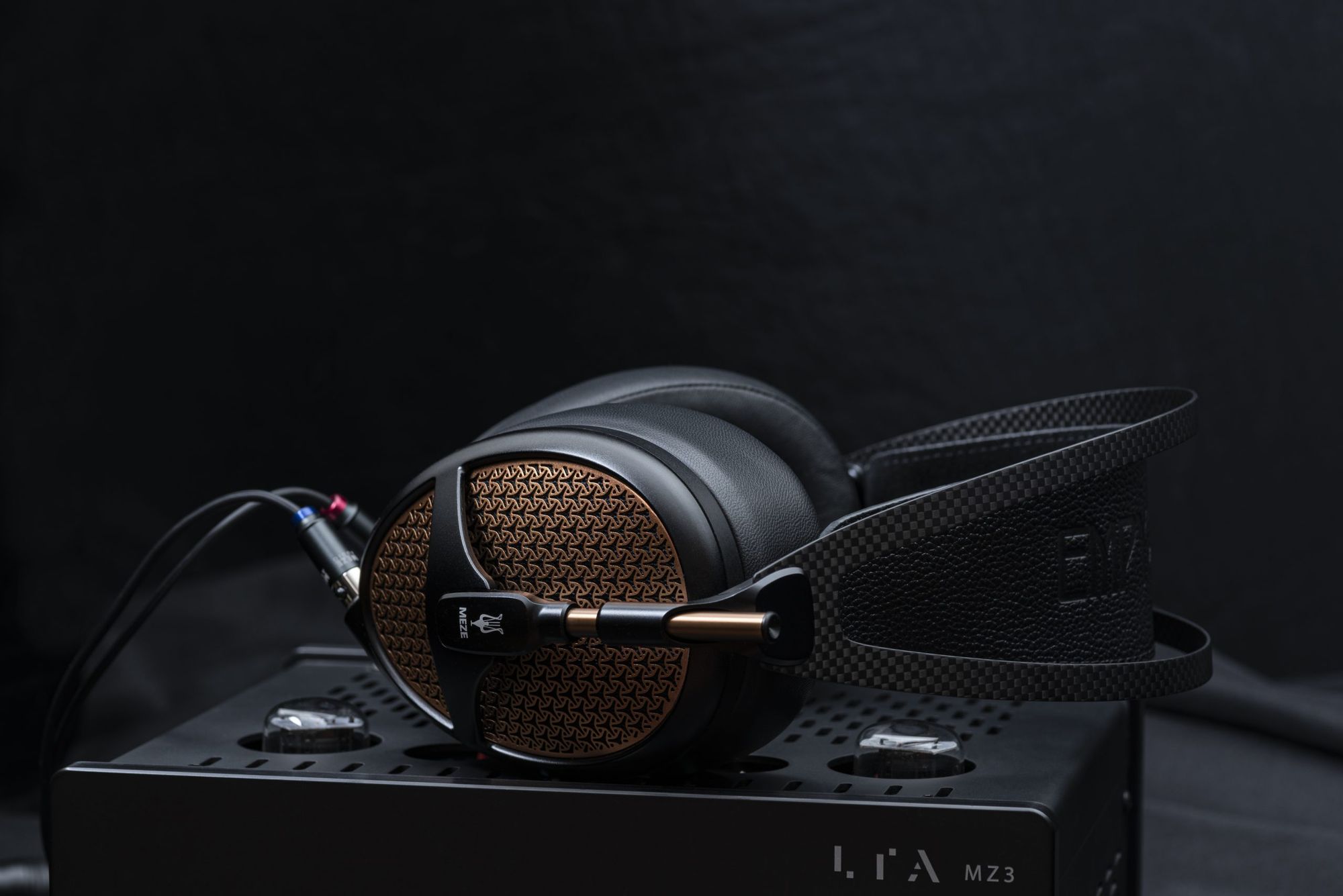 Luxury sound experience | Meze Audio Empyrean