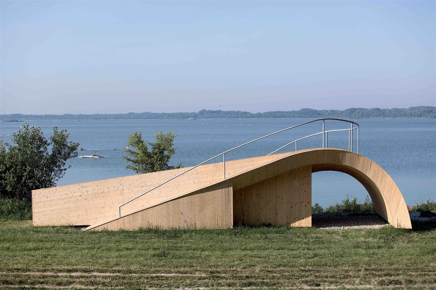 Rare bird species can also be watched from this rest stop along the Danube in Slovakia