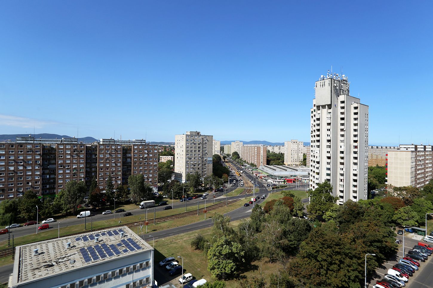 Grey is the color - true character of the housing estates | Panel Walks Budapest