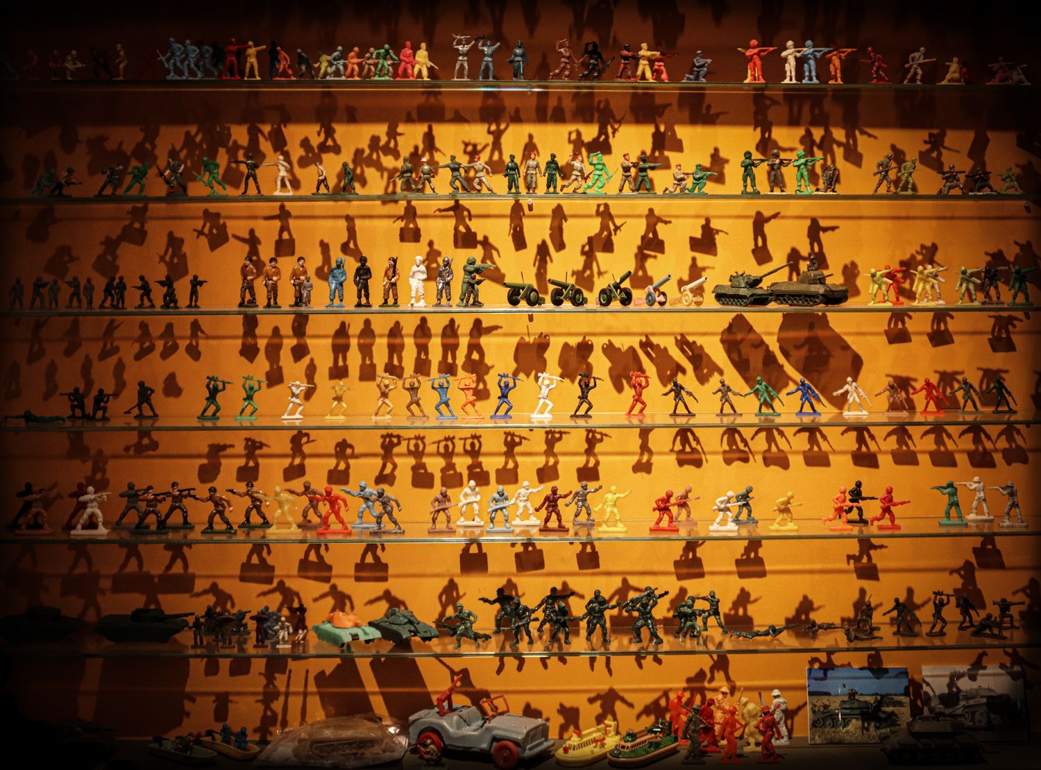 Fröccsöntött hidegháború | Interjú B. Szabó Jánossal