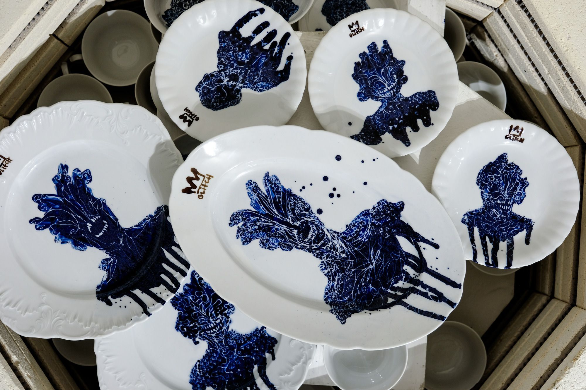 Post-apocalyptic china anyone? | Glitch LAB x The Last of Us