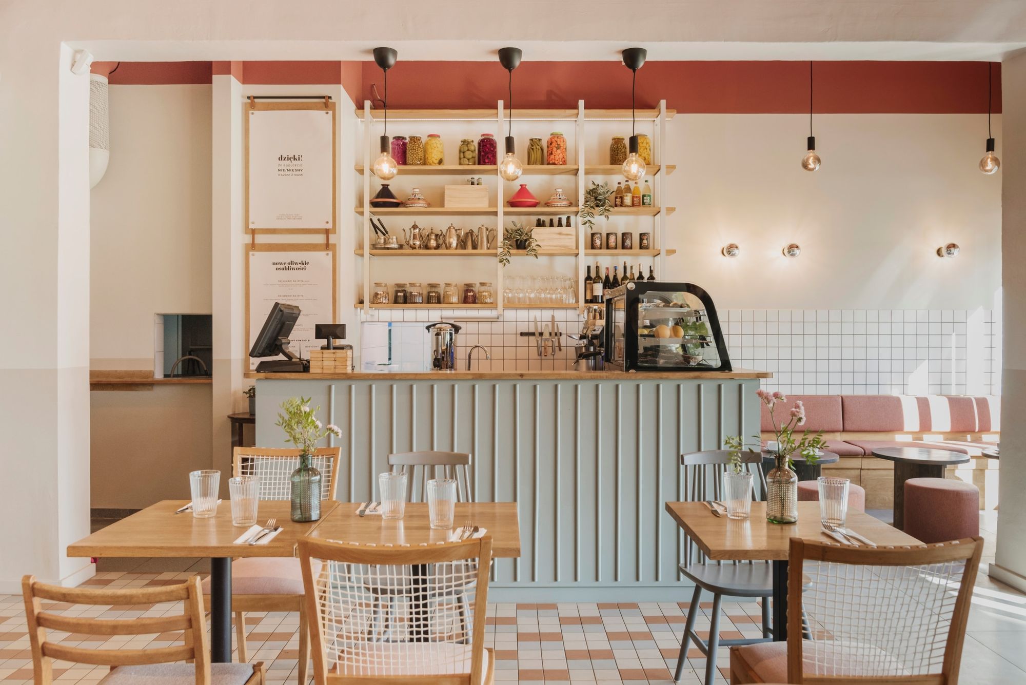 A restaurant where carnivores and vegans can eat together | Nie/Mięsny