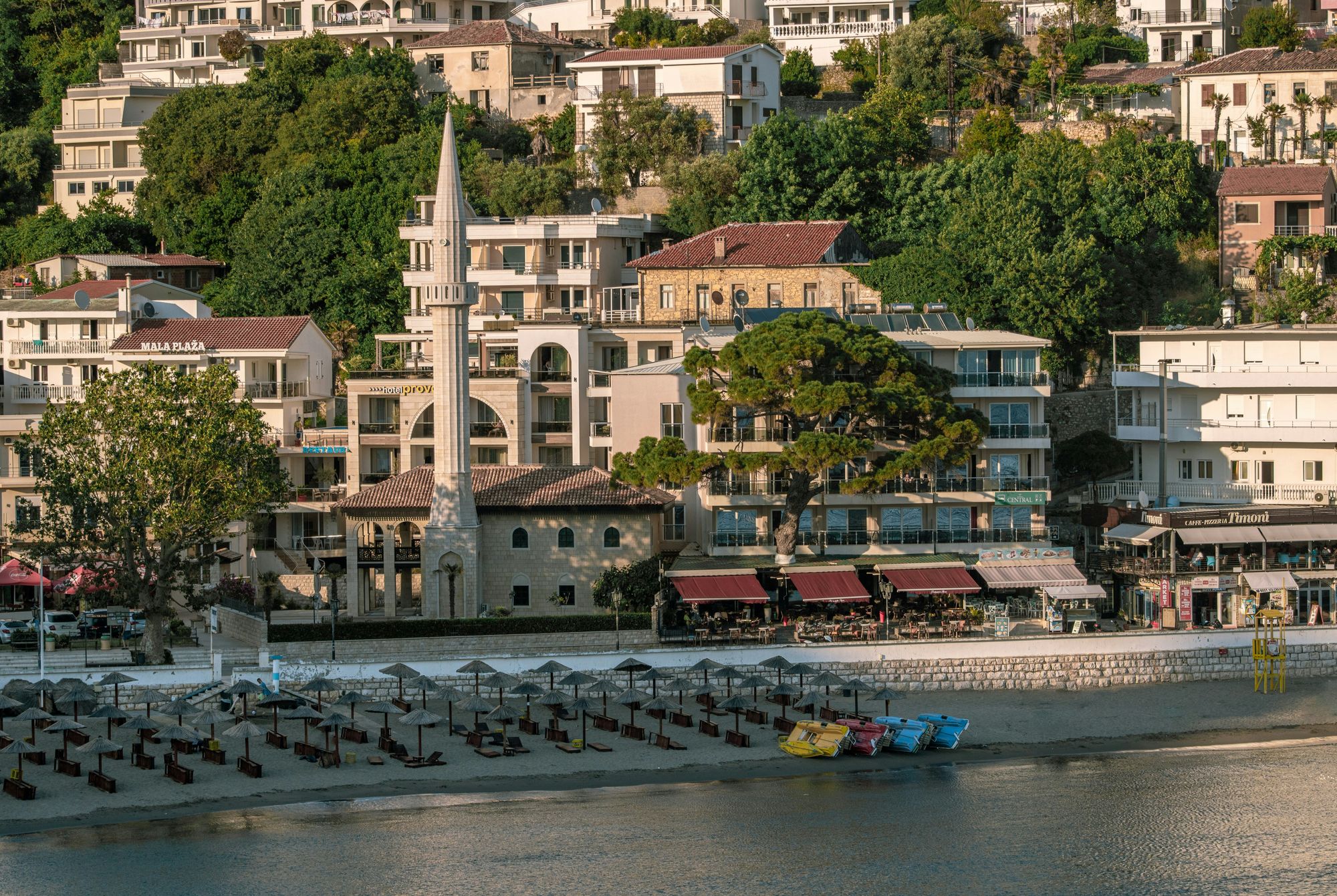 Ulcinj mint közös tér I Hogyan homályosítja el a mindennapi élet a kulturális határvonalakat Montenegró déli partvidékén