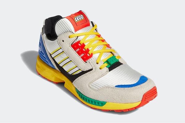 Így is lehet legóba lépni |  Adidas X LEGO