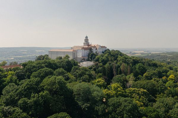 Essence of Hungary | Győr és Pannonhalma