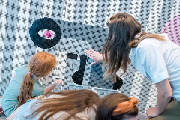 Megépült az ország legnagyobb LEGO mozaikképe | MOME x LEGO Hungária