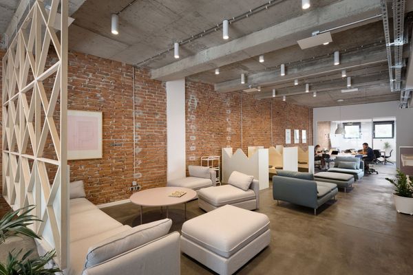 Nova Iskra co-working | Belgrád, Szerbia