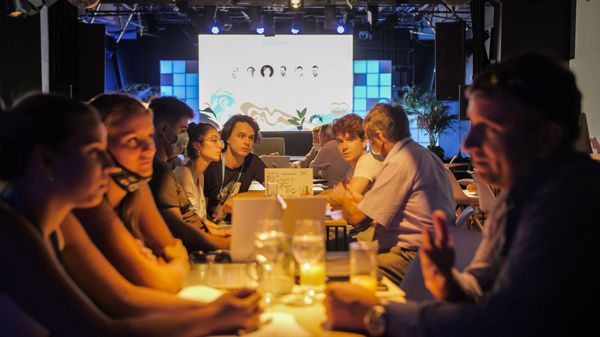 Do you know the solution? Help big companies to think circular!