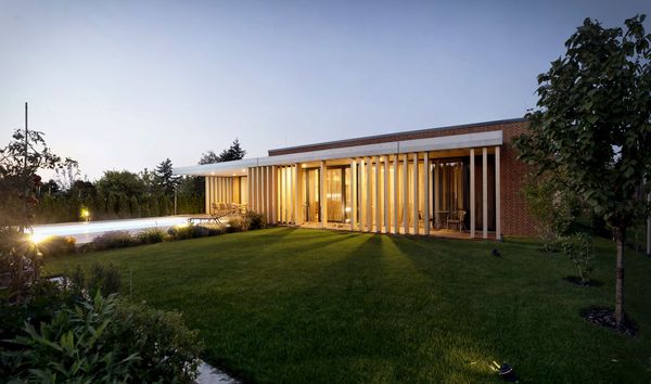 Ház terasszal | beef architekti