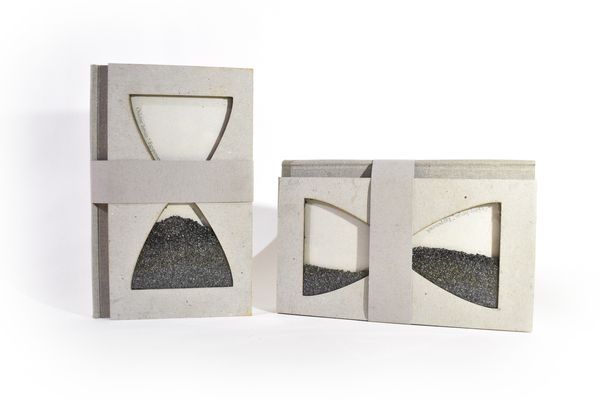 Hourglass book for Örkény's One Minute Stories | Book concept by Regina Vitányi