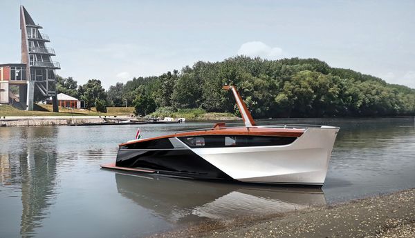 Sophistication and innovation on water | Duna Hajók