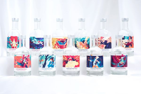 Story-telling label design from Halisten studio