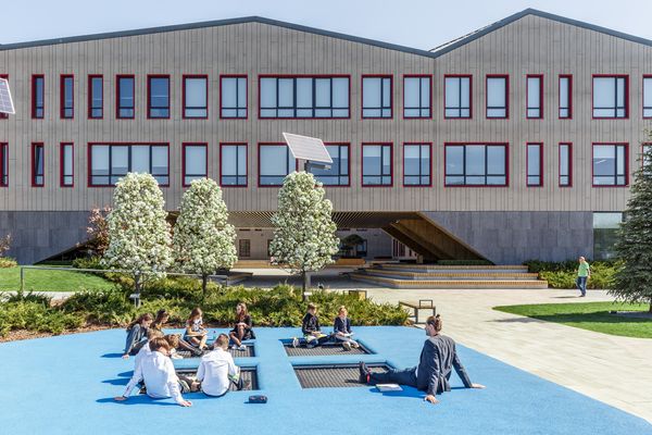 Szürke színfolt egy tarka negyedben | archimatika