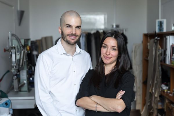 Online bejelentkezés a THERAINCOAT műhelyéből