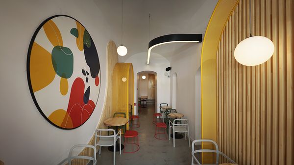 Café, reimagined | Sisters