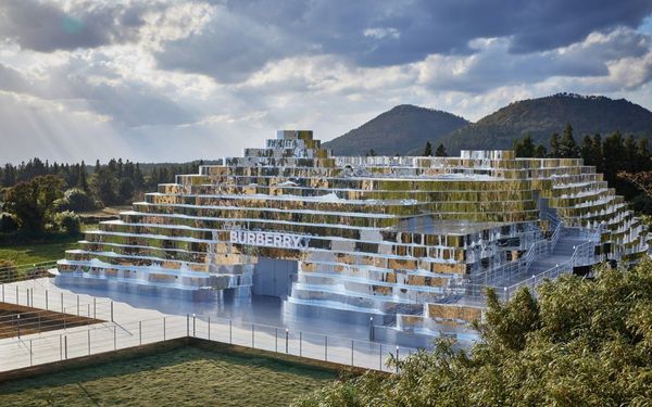 Nature and technology merge together in the new Burberry installation