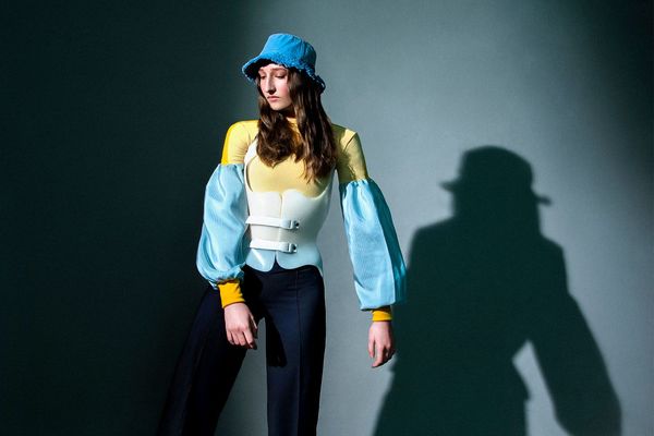 Dress-coding_01 | No need to be ashamed of the “armor”!