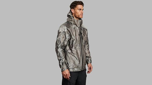 11 kilometers of copper in a single jacket | Vollebak