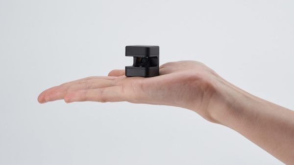 A touchless touch | Glamos