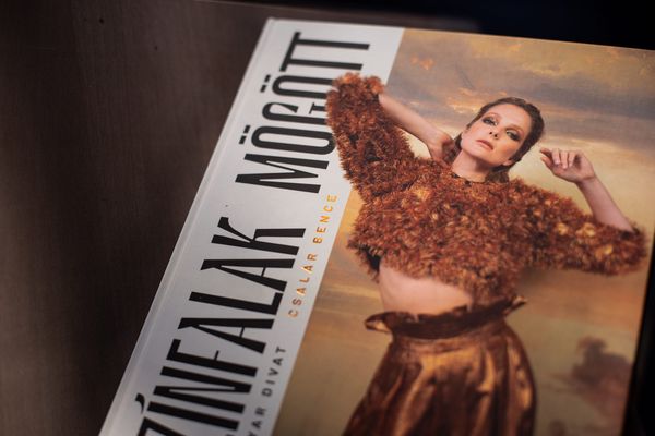 30 years of Hungarian fashion published in a book