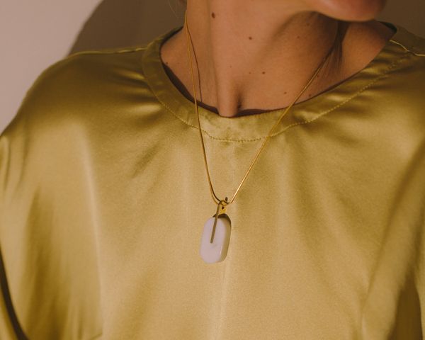 Nature enclosed in jewelery | Metaformi