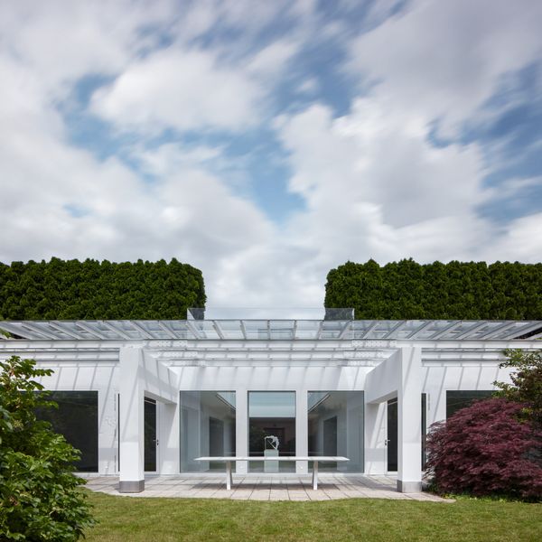 Light and airy gallery interior | Michal Motyčka