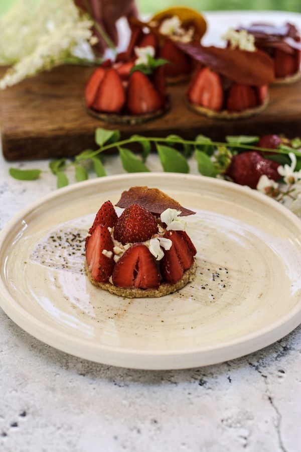 Touchable dessert experiences | The collaboration of Naspolya Nassolda and Renáta Zsiga