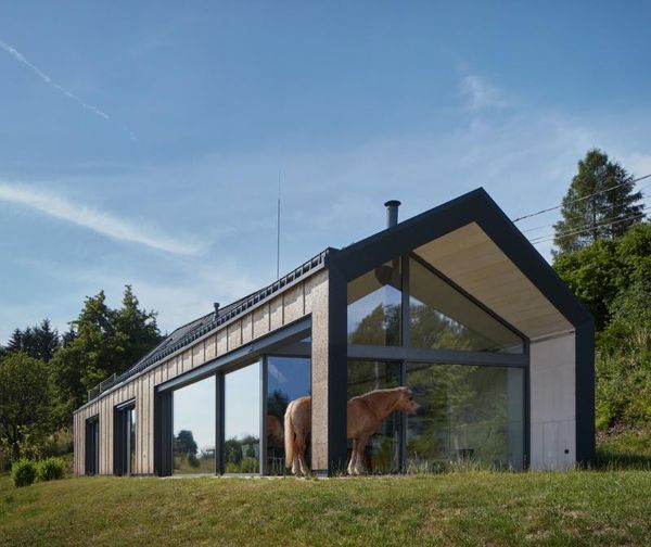 A fascinating Czech country house—what’s the recipe for success? | Atelier SAD X Iveta Zachariášová