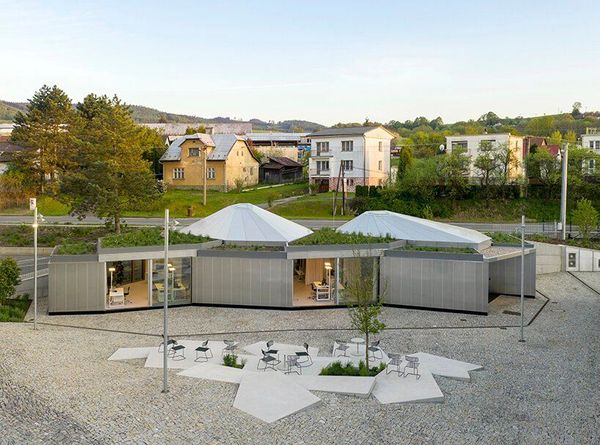 Flexible and convertible spaces from prefabricated elements